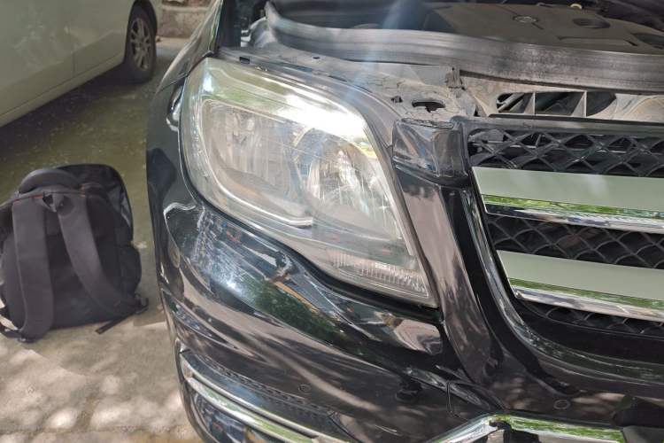 Used Mercedes-Benz GLK-Class 2015 GLK 260 4MATIC Dynamic Edition Ultimate Version Right Front Headlight