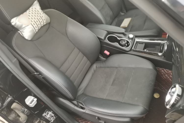 Used Mercedes-Benz GLK-Class 2015 GLK 260 4MATIC Fashion Edition Ultimate Version Right Front Seat