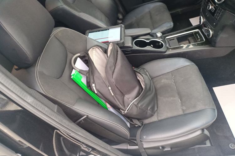 Used Mercedes-Benz GLK-Class 2015 GLK 300 4MATIC Luxury Ultimate Edition Right Front Seat
