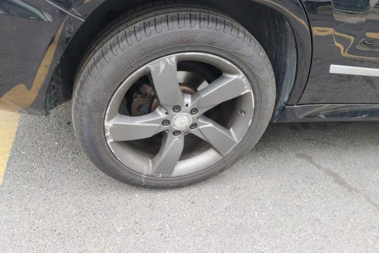 Used Mercedes-Benz GLK-Class 2015 GLK 260 4MATIC Fashion Edition Ultimate Version Right Front Wheel Hub