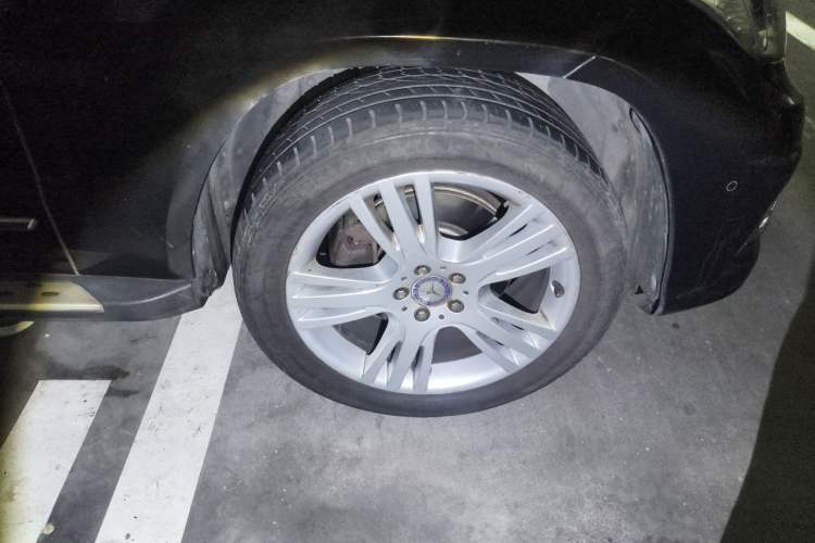 Used Mercedes-Benz GLK-Class 2015 GLK 260 4MATIC Dynamic Edition Ultimate Version Right Front Wheel Hub