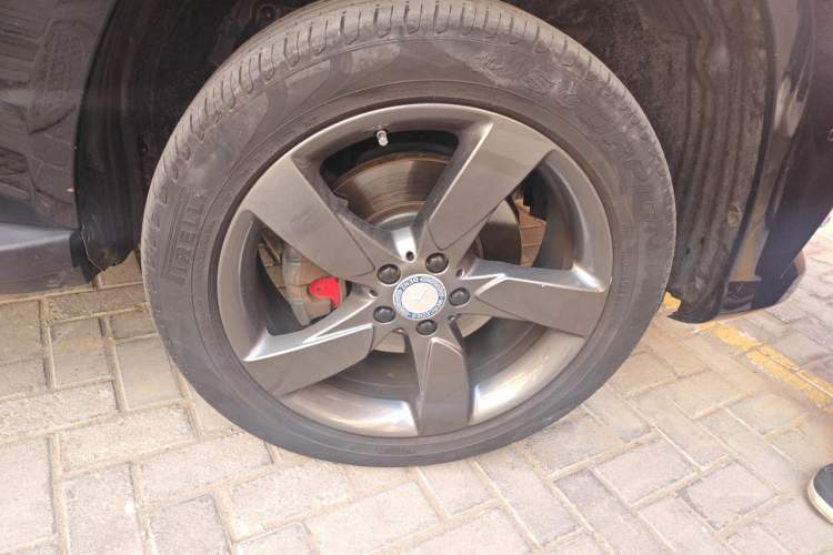 Used Mercedes-Benz GLK-Class 2015 GLK 260 4MATIC Fashion Edition Ultimate Version Right Front Wheel Hub