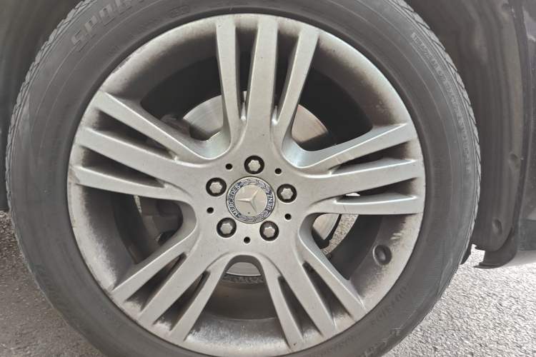 Used Mercedes-Benz GLK-Class 2015 GLK 260 4MATIC Dynamic Edition Ultimate Version Right Front Wheel Hub