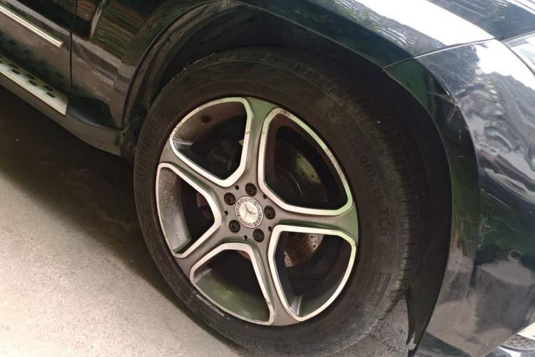 Used Mercedes-Benz GLK-Class 2015 GLK 300 4MATIC Fashion Edition Ultimate Version Right Front Wheel Hub