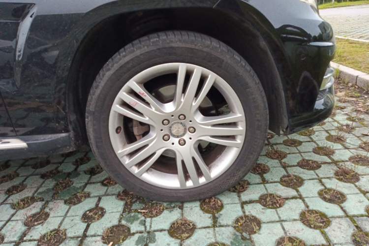 Used Mercedes-Benz GLK-Class 2015 GLK 260 4MATIC Dynamic Edition Ultimate Version Right Front Wheel Hub