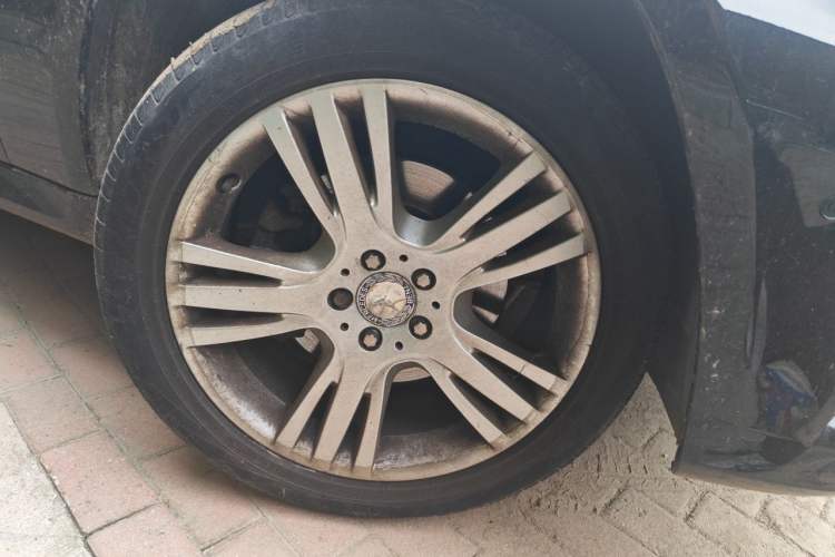 Used Mercedes-Benz GLK-Class 2015 GLK 260 4MATIC Dynamic Edition Ultimate Version Right Front Wheel Hub