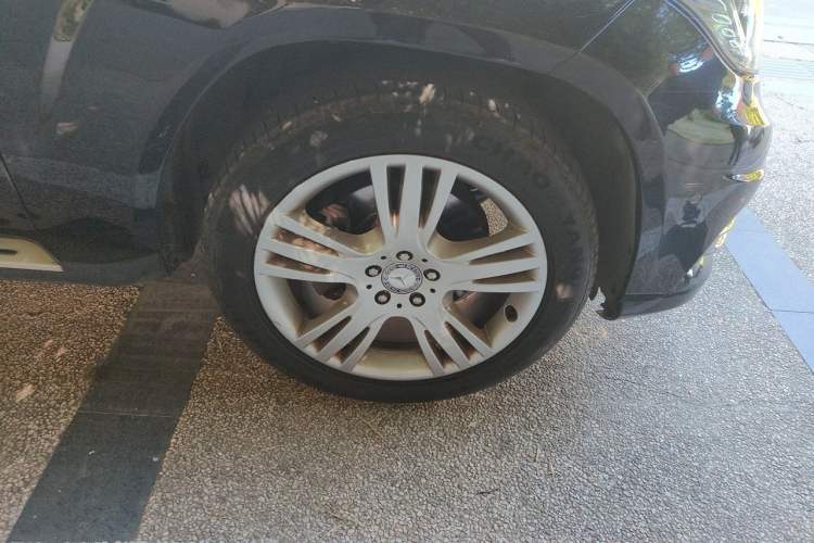 Used Mercedes-Benz GLK-Class 2015 GLK 260 4MATIC Fashion Edition Ultimate Version Right Front Wheel Hub