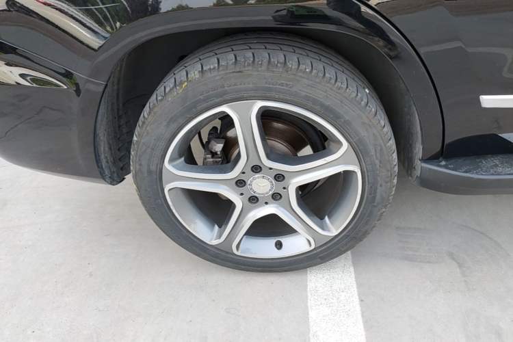 Used Mercedes-Benz GLK-Class 2015 GLK 300 4MATIC Fashion Edition Ultimate Version Right Rear Wheel Hub