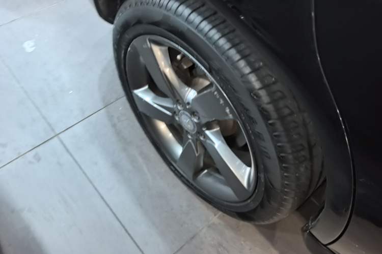 Used Mercedes-Benz GLK-Class 2015 GLK 260 4MATIC Fashion Edition Ultimate Version Right Rear Wheel Hub