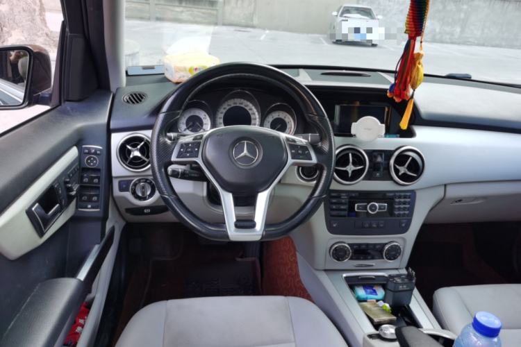 Used Mercedes-Benz GLK-Class 2015 GLK 260 4MATIC Fashion Edition Ultimate Version Steering Wheel