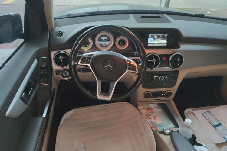 Used Mercedes-Benz GLK-Class 2015 GLK 260 4MATIC Dynamic Edition Ultimate Version Steering Wheel