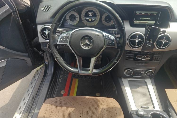 Used Mercedes-Benz GLK-Class 2015 GLK 260 4MATIC Dynamic Edition Ultimate Version Steering Wheel