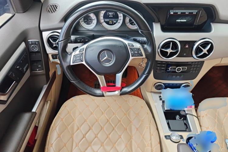Used Mercedes-Benz GLK-Class 2015 GLK 260 4MATIC Dynamic Edition Ultimate Version Steering Wheel