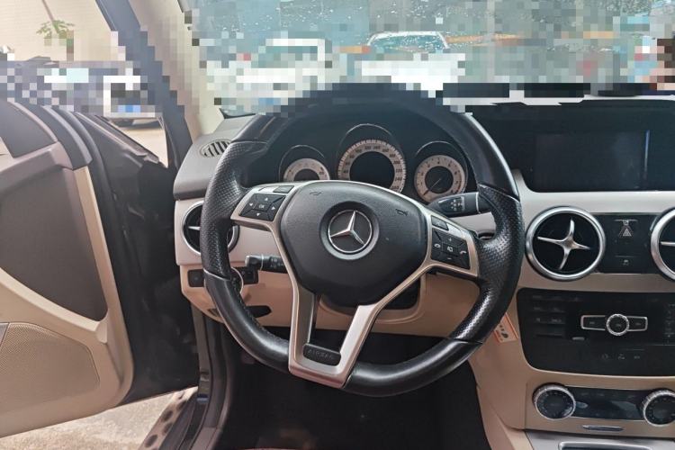 Used Mercedes-Benz GLK-Class 2015 GLK 260 4MATIC Dynamic Edition Ultimate Version Steering Wheel
