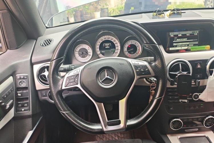 Used Mercedes-Benz GLK-Class 2015 GLK 260 4MATIC Fashion Edition Ultimate Version Steering Wheel
