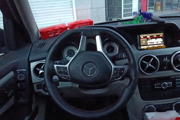 Used Mercedes-Benz GLK-Class 2015 GLK 260 4MATIC Dynamic Edition Ultimate Version Steering Wheel