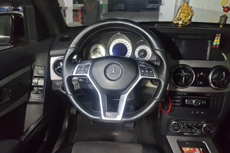 Used Mercedes-Benz GLK-Class 2015 GLK 260 4MATIC Dynamic Edition Ultimate Version Steering Wheel