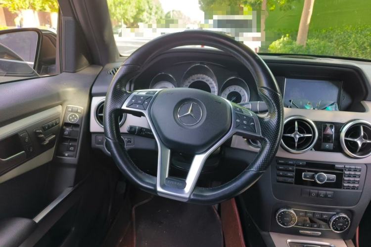 Used Mercedes-Benz GLK-Class 2015 GLK 260 4MATIC Dynamic Edition Ultimate Version Steering Wheel