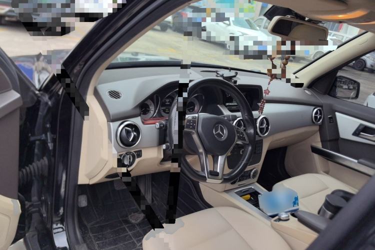 Used Mercedes-Benz GLK-Class 2015 GLK 260 4MATIC Dynamic Edition Ultimate Version Steering Wheel