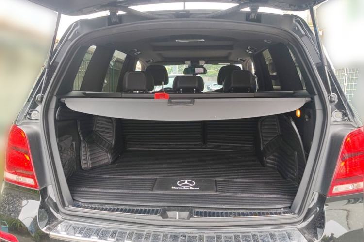 Used Mercedes-Benz GLK-Class 2015 GLK 260 4MATIC Fashion Edition Ultimate Version Trunk