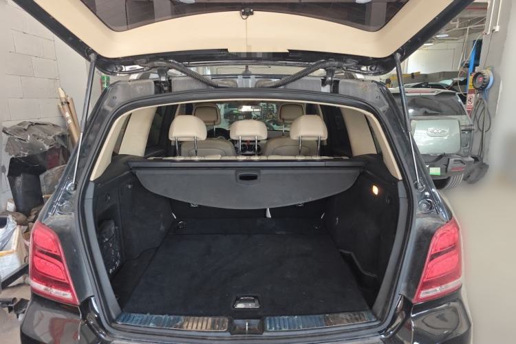 Used Mercedes-Benz GLK-Class 2015 GLK 300 4MATIC Fashion Edition Ultimate Version Trunk