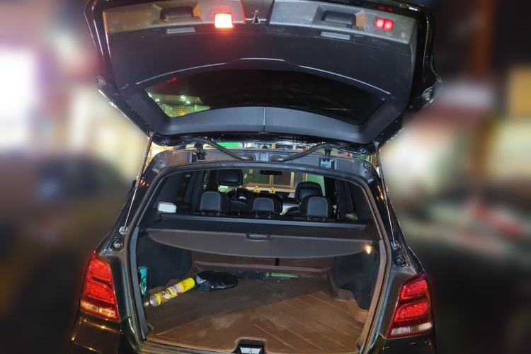 Used Mercedes-Benz GLK-Class 2015 GLK 300 4MATIC Fashion Edition Ultimate Version Trunk