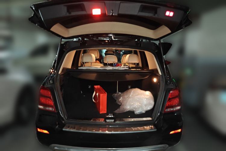 Used Mercedes-Benz GLK-Class 2015 GLK 300 4MATIC Luxury Ultimate Edition Trunk