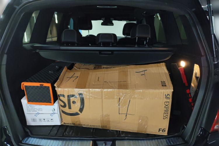 Used Mercedes-Benz GLK-Class 2015 GLK 260 4MATIC Fashion Edition Ultimate Version Trunk