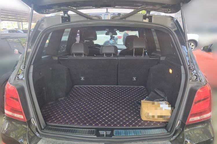 Used Mercedes-Benz GLK-Class 2015 GLK 300 4MATIC Fashion Edition Ultimate Version Trunk