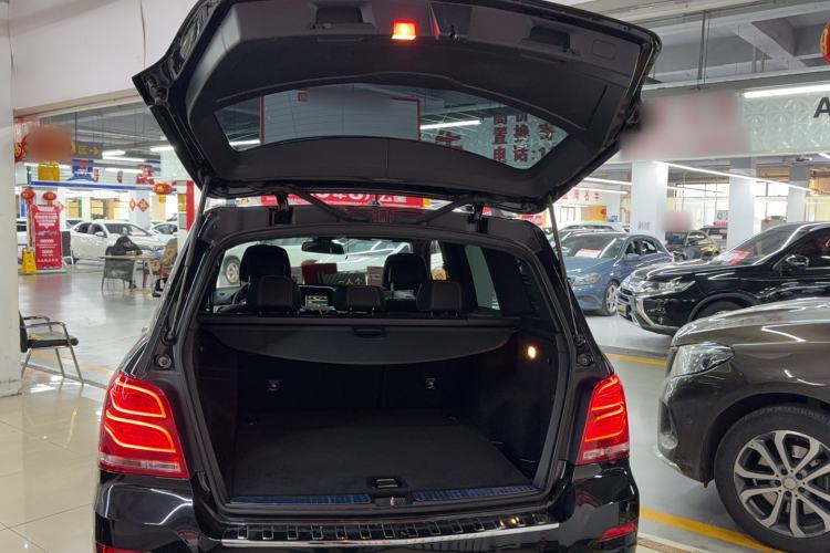 Used Mercedes-Benz GLK-Class 2015 GLK 260 4MATIC Dynamic Edition Ultimate Version Trunk