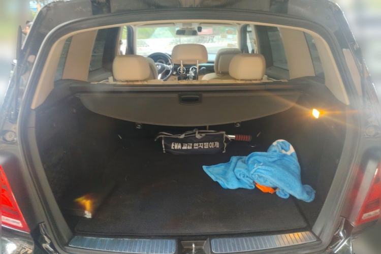 Used Mercedes-Benz GLK-Class 2015 GLK 300 4MATIC Luxury Ultimate Edition Trunk