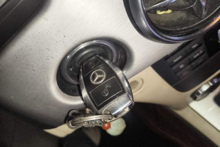 Used Mercedes-Benz GLK-Class 2015 GLK 260 4MATIC Dynamic Edition Ultimate Version Vehicle Key