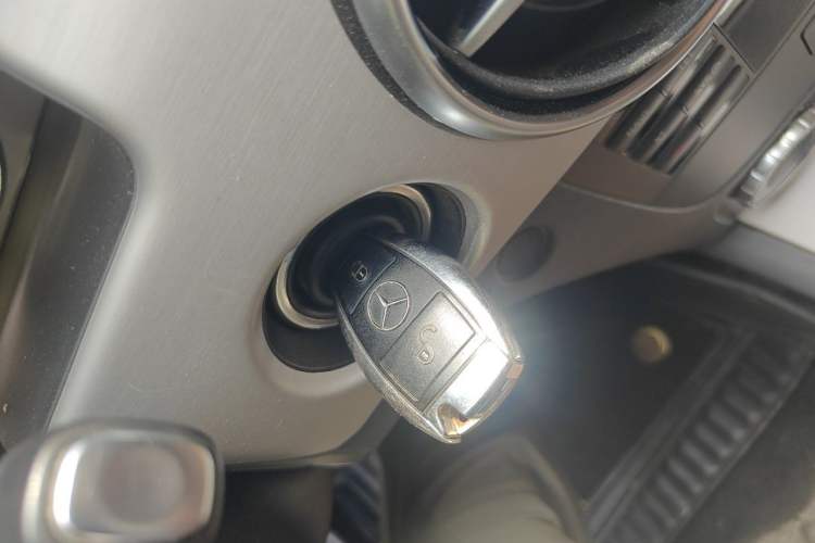 Used Mercedes-Benz GLK-Class 2015 GLK 260 4MATIC Dynamic Edition Ultimate Version Vehicle Key