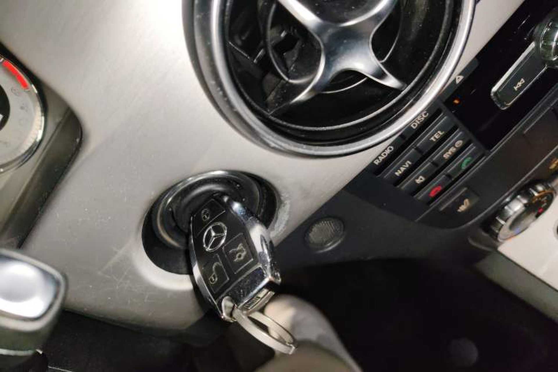 Used Mercedes-Benz GLK-Class 2015 GLK 260 4MATIC Fashion Edition Ultimate Version Vehicle Key