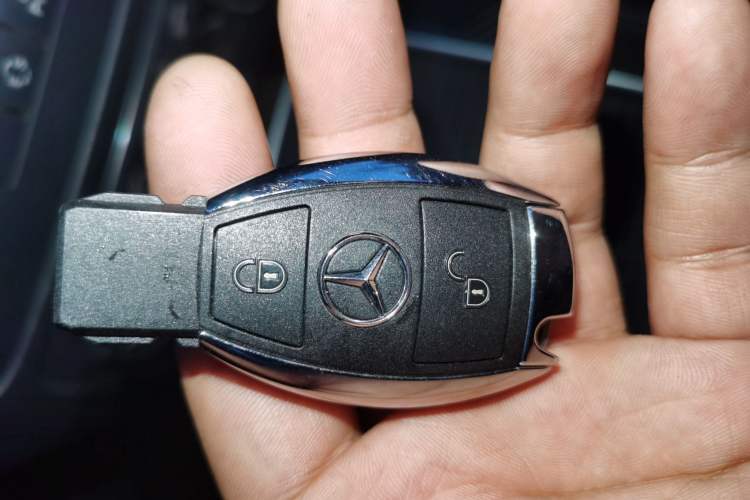 Used Mercedes-Benz GLK-Class 2015 GLK 260 4MATIC Dynamic Edition Ultimate Version Vehicle Key