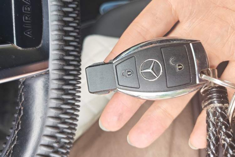 Used Mercedes-Benz GLK-Class 2015 GLK 260 4MATIC Dynamic Edition Ultimate Version Vehicle Key