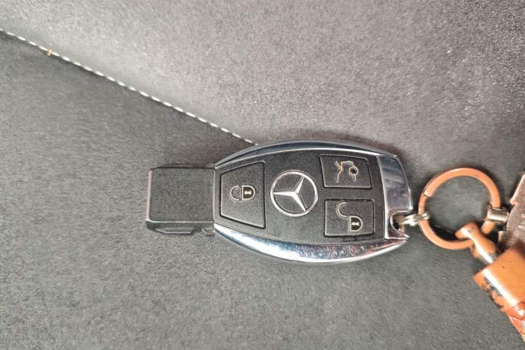 Used Mercedes-Benz GLK-Class 2015 GLK 260 4MATIC Fashion Edition Ultimate Version Vehicle Key