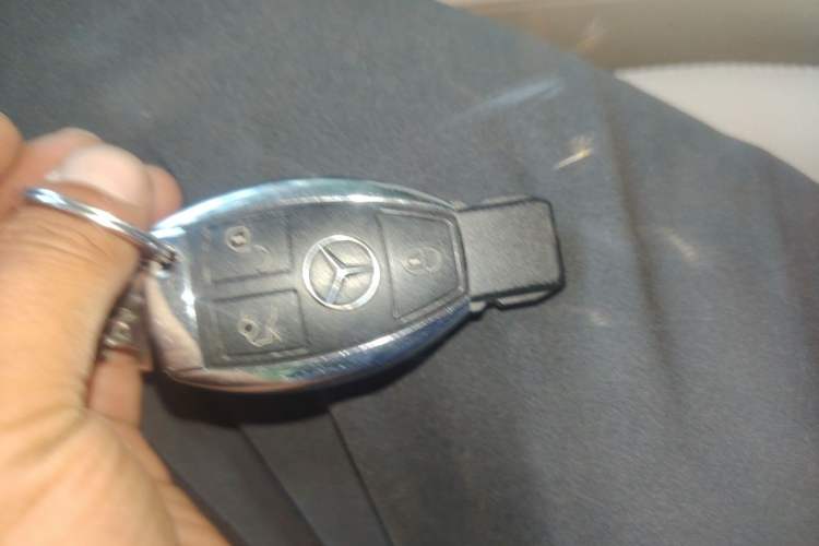 Used Mercedes-Benz GLK-Class 2015 GLK 300 4MATIC Luxury Ultimate Edition Vehicle Key