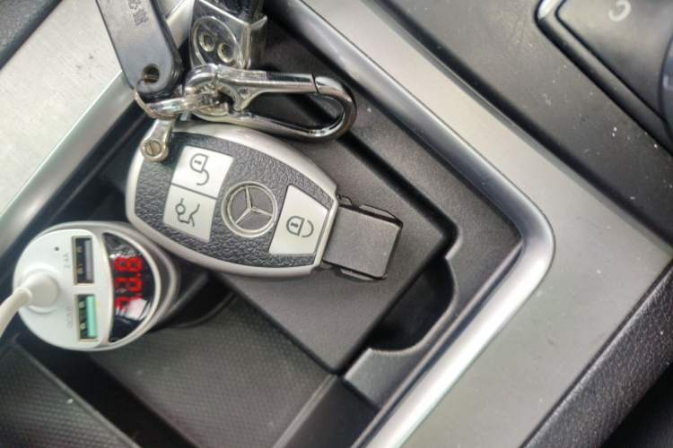 Used Mercedes-Benz GLK-Class 2015 GLK 300 4MATIC Fashion Edition Ultimate Version Vehicle Key