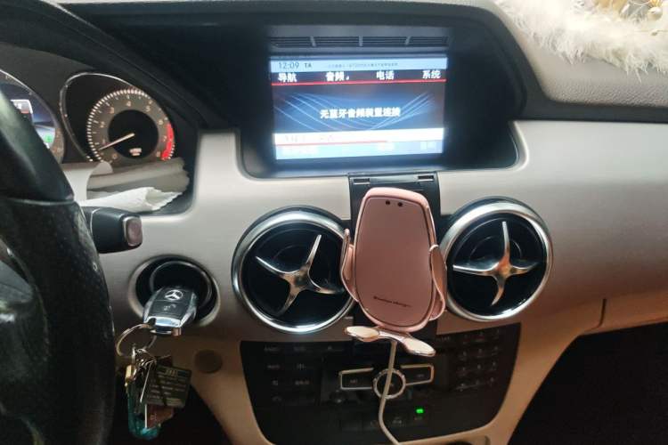 Used Mercedes-Benz GLK-Class 2015 GLK 260 4MATIC Dynamic Edition Ultimate Version Audio And AC Panel