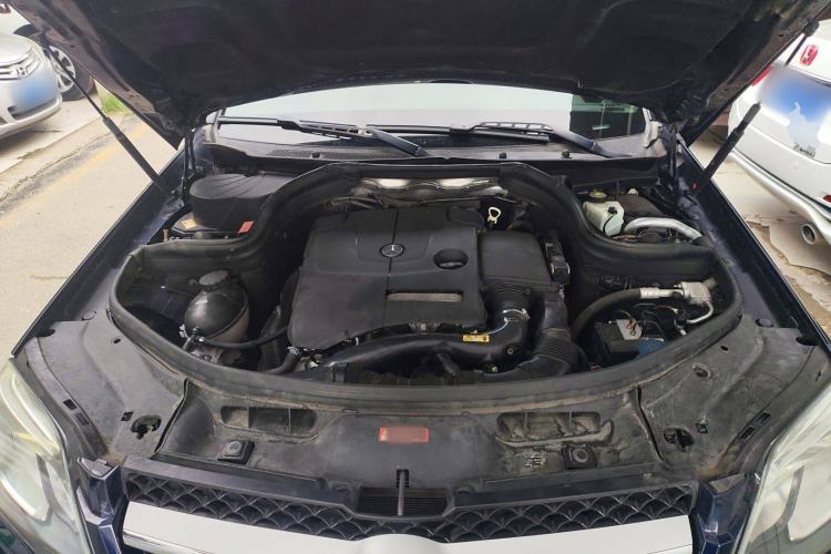 Used Mercedes-Benz GLK-Class 2015 GLK 260 4MATIC Dynamic Edition Ultimate Version Engine Bay