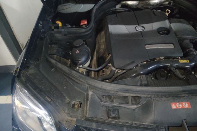 Used Mercedes-Benz GLK-Class 2015 GLK 260 4MATIC Dynamic Edition Ultimate Version Engine Bay Right