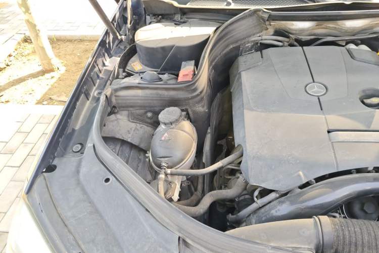Used Mercedes-Benz GLK-Class 2015 GLK 260 4MATIC Dynamic Edition Ultimate Version Engine Bay Right
