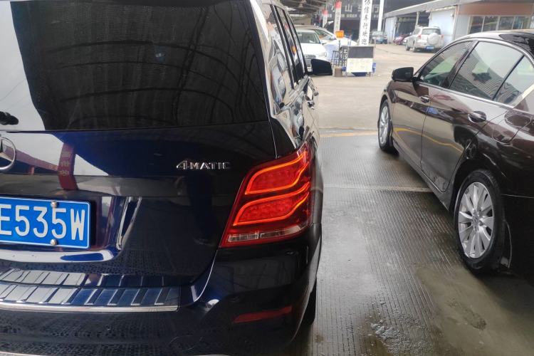 Used Mercedes-Benz GLK-Class 2015 GLK 300 4MATIC Fashion Edition Ultimate Version Exterior 6