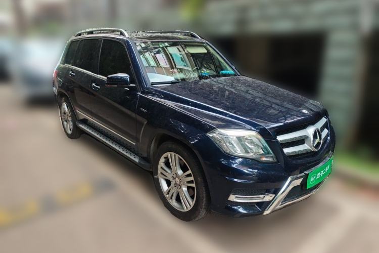 Used Mercedes-Benz GLK-Class 2015 GLK 260 4MATIC Dynamic Edition Ultimate Version Front Right 45 Deg