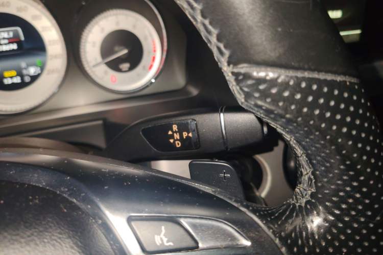 Used Mercedes-Benz GLK-Class 2015 GLK 260 4MATIC Dynamic Edition Ultimate Version Gear Lever