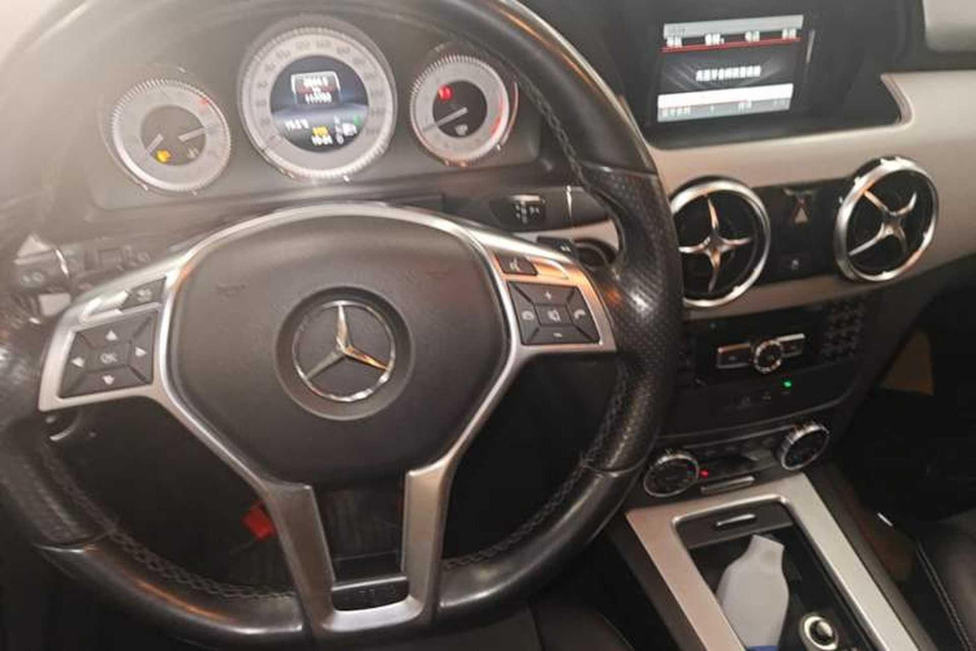 Used Mercedes-Benz GLK-Class 2015 GLK 260 4MATIC Dynamic Edition Ultimate Version Gear Lever