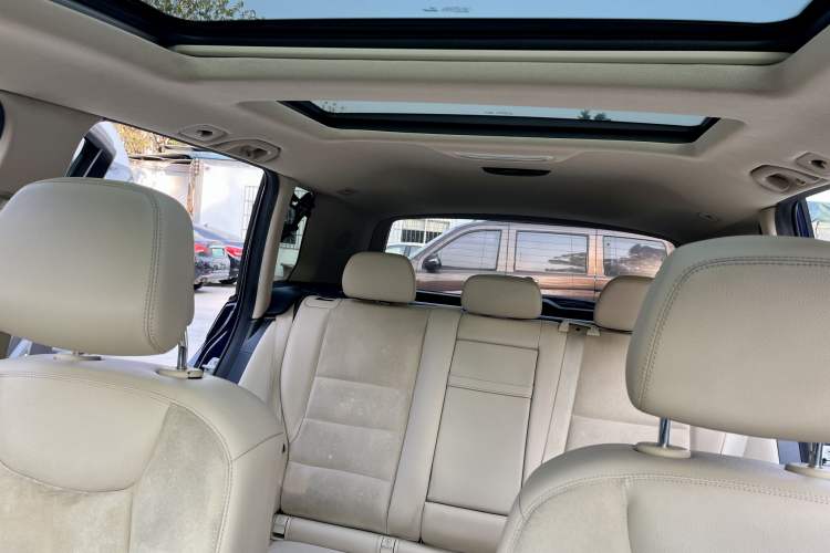 Used Mercedes-Benz GLK-Class 2015 GLK 260 4MATIC Dynamic Edition Ultimate Version Headliner