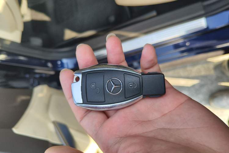 Used Mercedes-Benz GLK-Class 2015 GLK 260 4MATIC Dynamic Edition Ultimate Version Interior 1