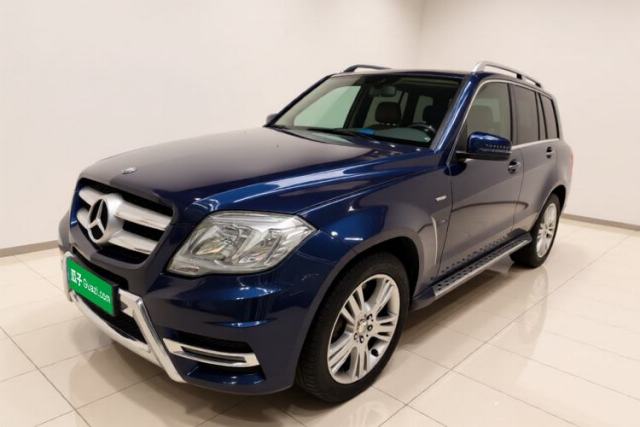Ojetý Mercedes-Benz GLK-Class 2015 GLK 260 4MATIC Dynamic Edition Ultimate Version